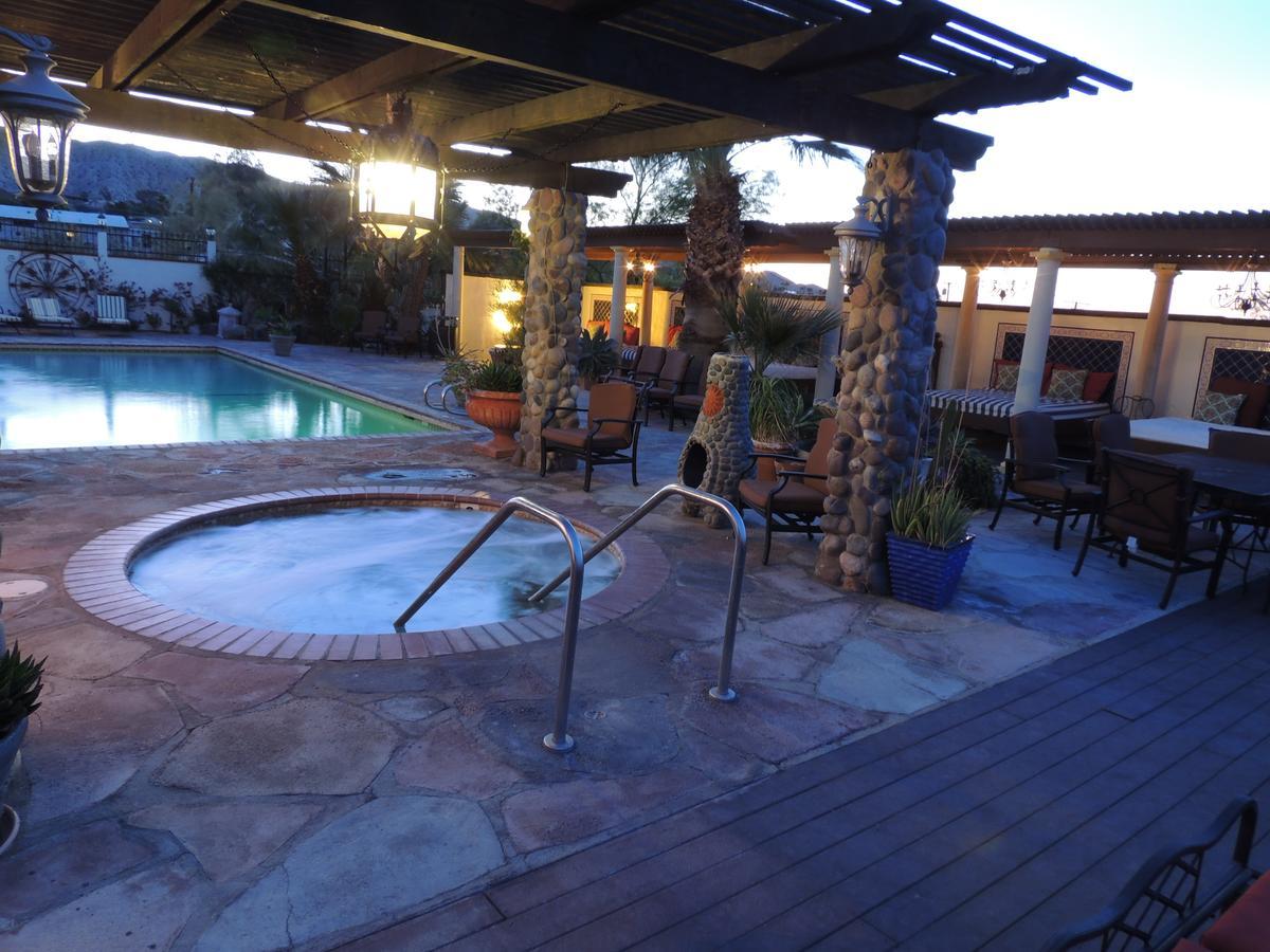 Tuscan Springs Hotel & Spa Desert Hot Springs Extérieur photo