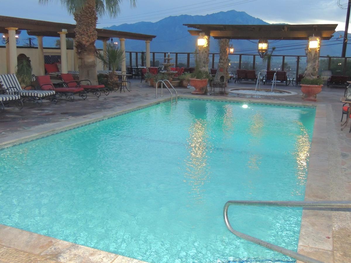 Tuscan Springs Hotel & Spa Desert Hot Springs Extérieur photo